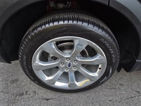 Used 2020 Ford Explorer Platinum w/ Premium Technology Package AWD/4WD image 30