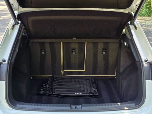 Used 2023 Audi Q4 e-tron Premium w/ Convenience Package image 62