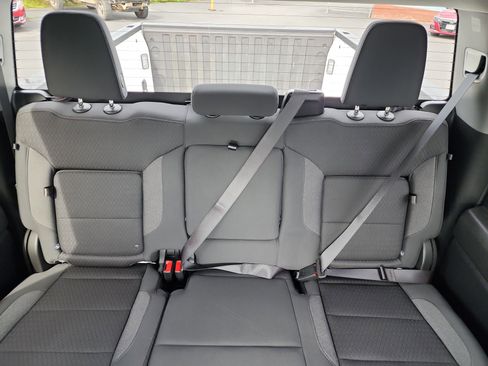 Certified 2023 Chevrolet Silverado 1500 Custom image 21