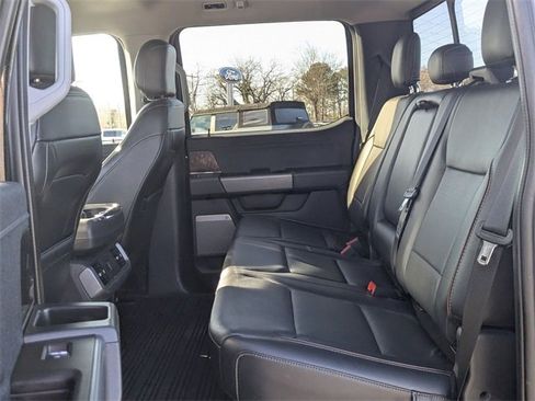 Used 2021 Ford F150 Lariat w/ Max Trailer Tow Package image 23