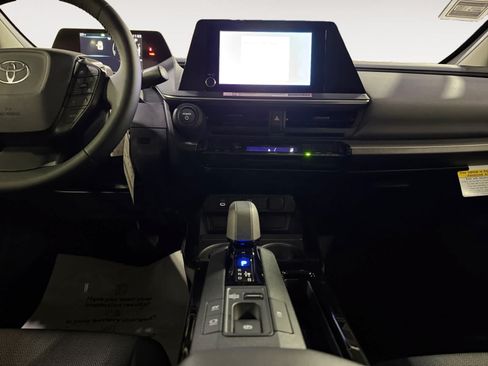 New 2026 Toyota Prius LE FWD image 14