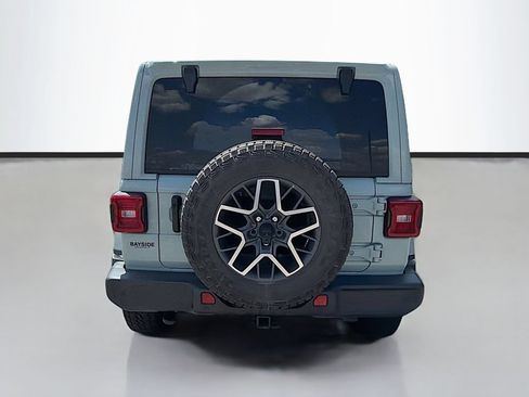 Used 2024 Jeep Wrangler Unlimited Sahara w/ Technology Group AWD/4WD image 9