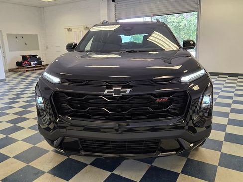 Used 2027 Chevrolet Equinox RS w/ Safety and Technology Package FWD image 2
