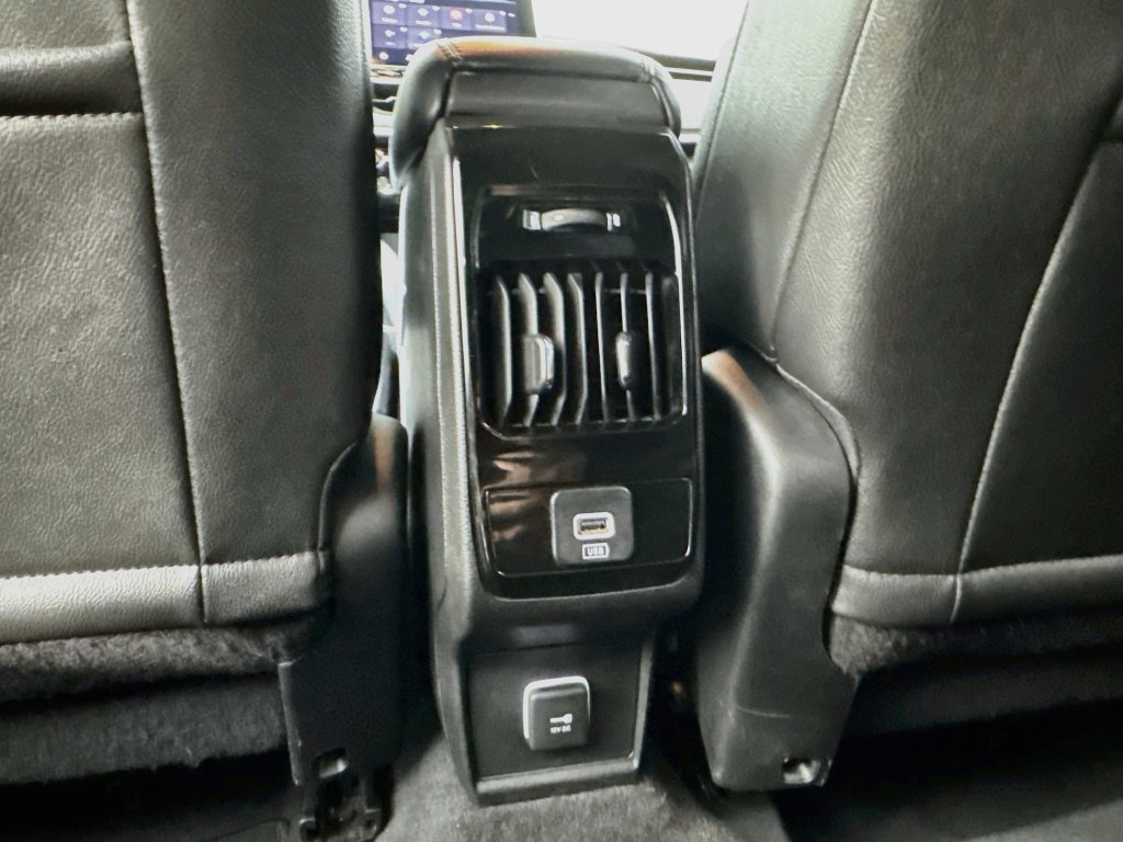Used 2024 Jeep Compass Latitude AWD/4WD image 20