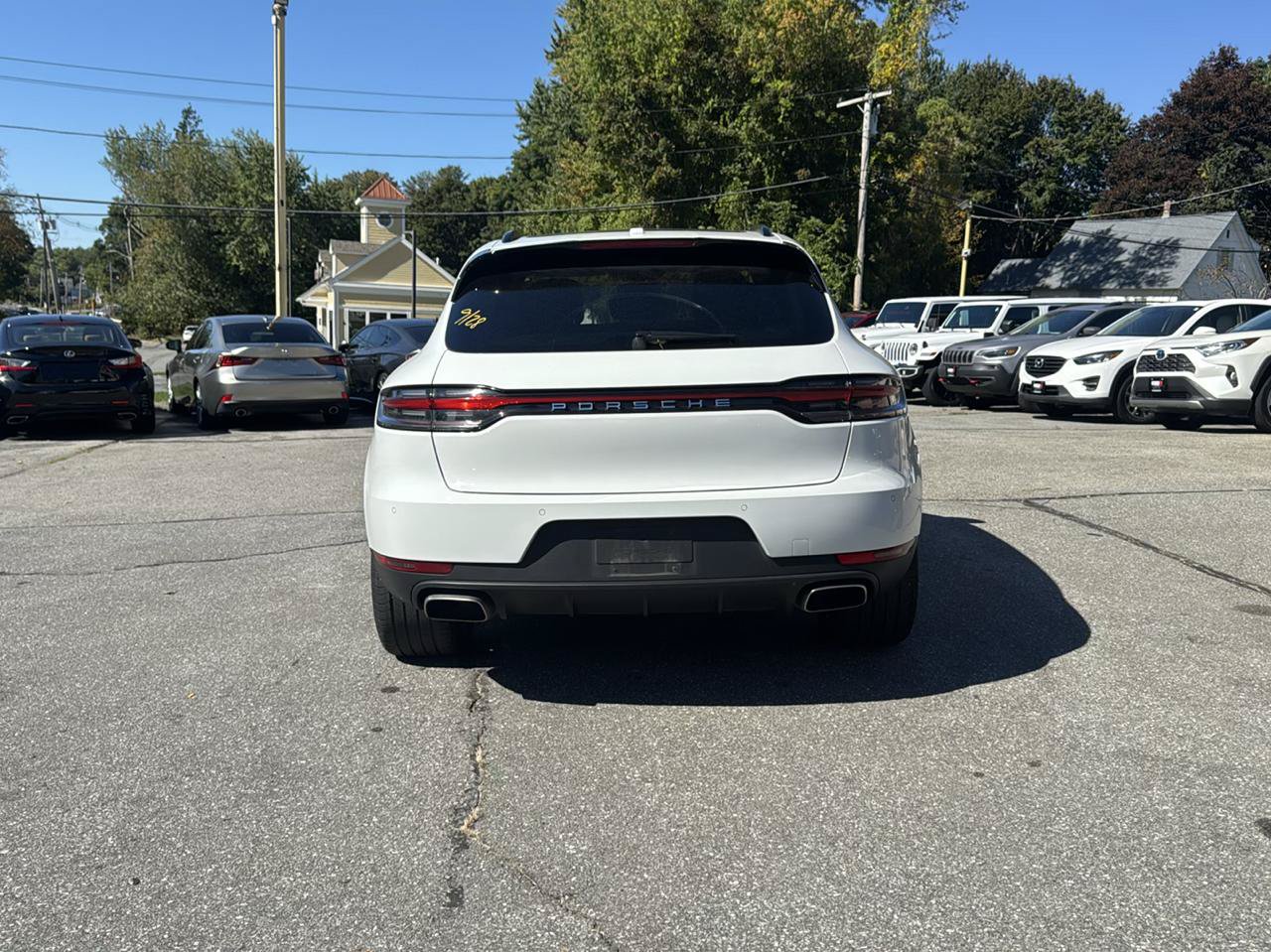 Used 2020 Porsche Macan AWD/4WD image 5