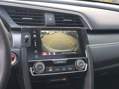 Used 2016 Honda Civic EX image 9