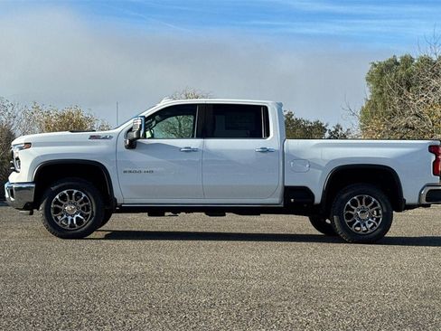 New 2026 Chevrolet Silverado 2500 LTZ w/ LTZ Premium Package image 7