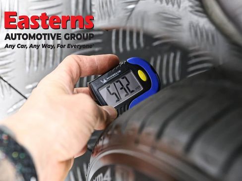 Used 2023 Tesla Model 3 Standard Range image 24