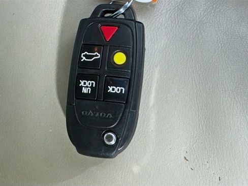 Used 2013 Volvo XC90 3.2 FWD image 35