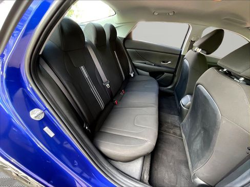 Used 2023 Hyundai Elantra SEL FWD image 23