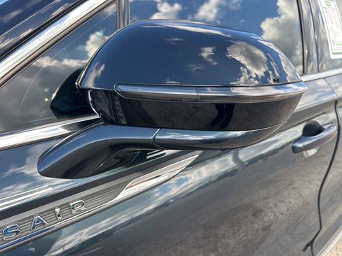 Used 2022 Lincoln Corsair Reserve w/ Equipment Group 201A image 20