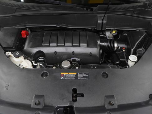 Used 2016 GMC Acadia SLE image 37