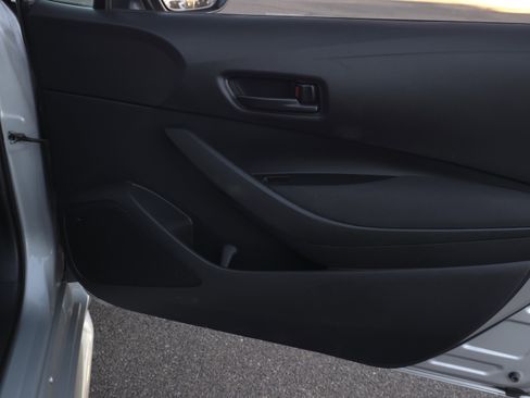 Used 2023 Toyota Corolla LE image 23