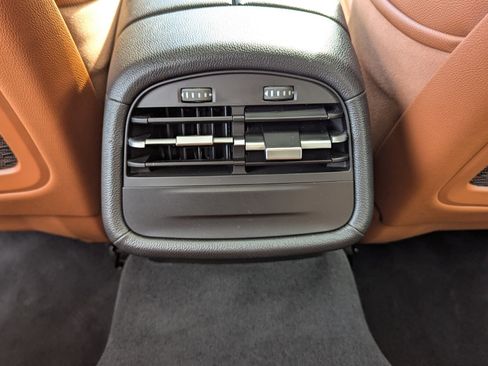 Used 2022 Maserati Ghibli Modena image 8