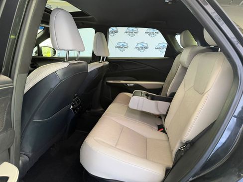 Used 2023 Lexus RX 350 w/ Accessory Package (Z1) AWD/4WD image 19