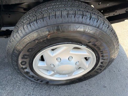 Used 2009 Ford E-350 and Econoline 350 Super Duty image 9