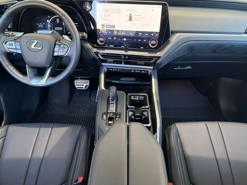 Used 2025 Lexus TX 500h AWD w/ Technology Package image 17