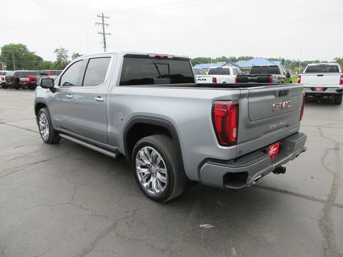 Certified 2024 GMC Sierra 1500 Denali AWD/4WD image 9