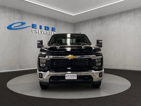 New 2026 Chevrolet Silverado 2500 LT w/ All Star Edition AWD/4WD image 6