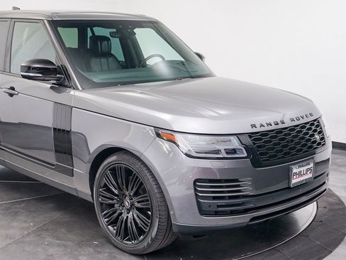 Used 2019 Land Rover Range Rover Supercharged image 12