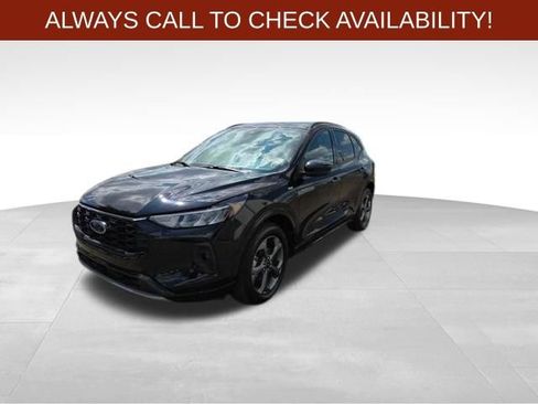 Used 2024 Ford Escape ST-Line Select AWD/4WD image 3