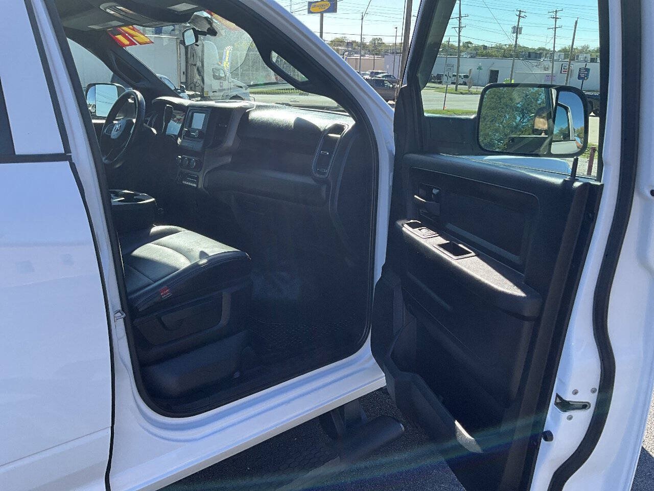 Used 2021 RAM 3500 Tradesman w/ Chrome Appearance Group AWD/4WD image 24