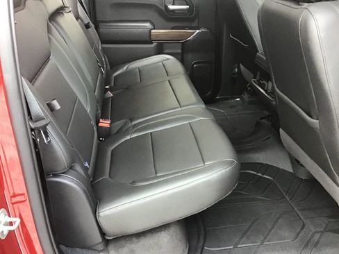 Used 2020 Chevrolet Silverado 1500 LT Trail Boss image 16