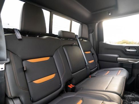 Certified 2021 GMC Sierra 1500 AT4 w/ AT4 Premium Package image 38