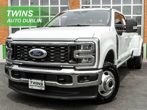 Used 2025 Ford F350 Lariat w/ Lariat Ultimate Package AWD/4WD image 1