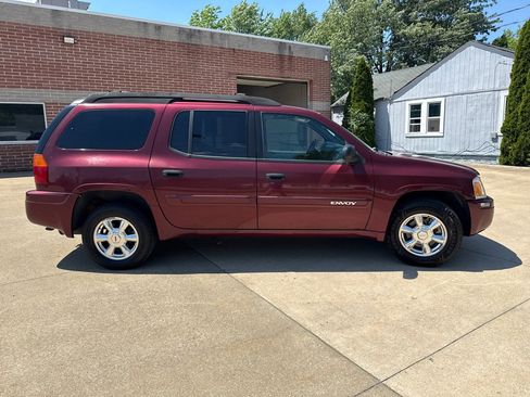 Used 2004 GMC Envoy XL SLE AWD/4WD image 4