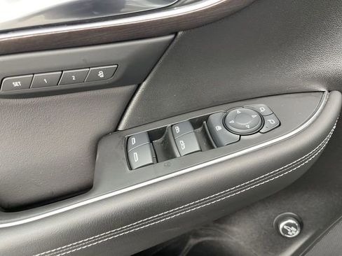 Used 2023 Buick Envision Avenir image 13