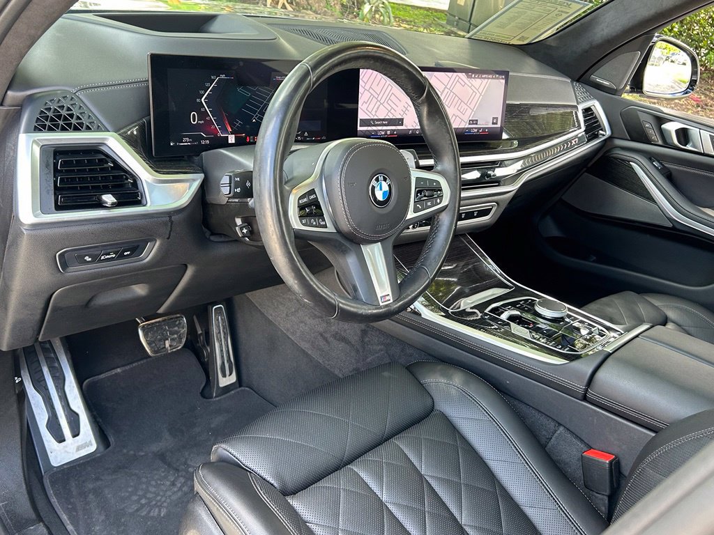 Used 2024 BMW X7 xDrive40i w/ M Sport Package AWD/4WD image 19