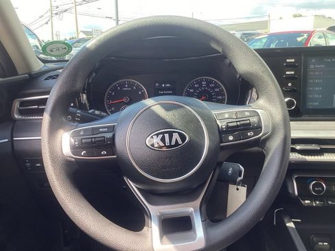Used 2021 Kia K5 LX FWD image 15