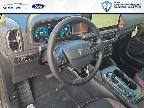 New 2025 Ford Bronco Sport Outer Banks w/ Outer Banks Tech Package+ AWD/4WD image 17