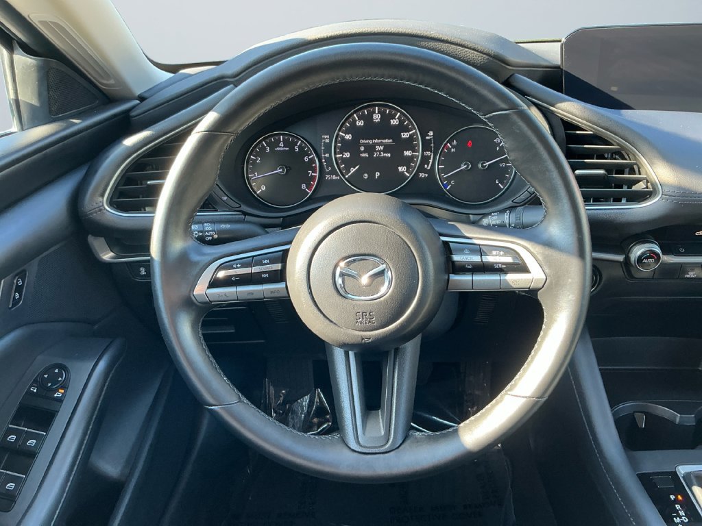 Used 2023 MAZDA MAZDA3 s FWD image 13