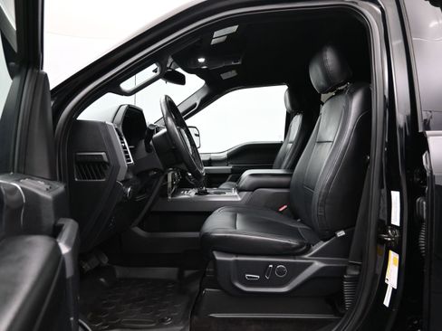 Used 2016 Ford F150 XLT w/ Equipment Group 302A Luxury AWD/4WD image 9