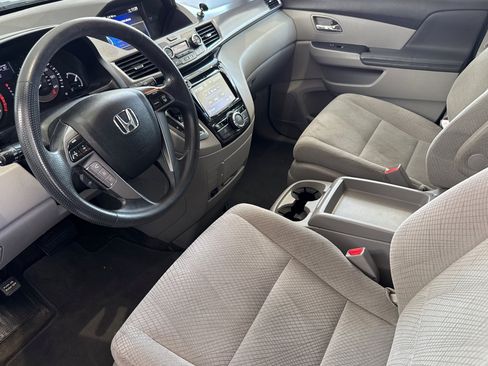 Used 2014 Honda Odyssey EX image 11