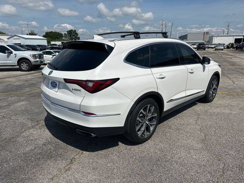 Used 2023 Acura MDX w/ Technology Package FWD image 3