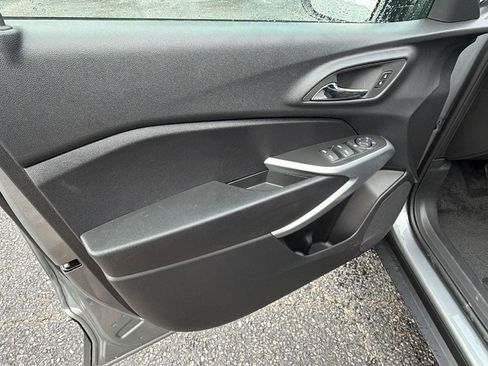 New 2026 Chevrolet Trax RS w/ Sunroof Package FWD image 15