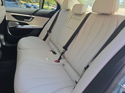 New 2026 Mercedes-Benz E 350 4MATIC Sedan image 14