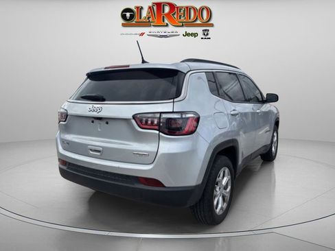 Certified 2024 Jeep Compass Latitude AWD/4WD image 7