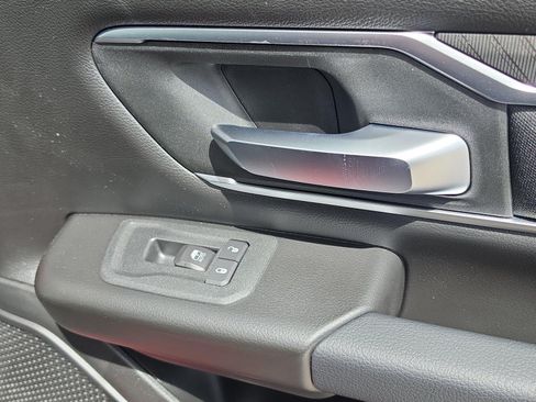 New 2026 RAM 1500 Big Horn AWD/4WD image 34