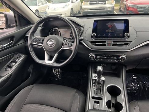 Used 2019 Nissan Altima 2.5 SV AWD/4WD image 15