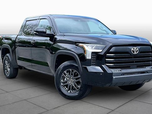 Used 2023 Toyota Tundra SR5 w/ SR5 Convenience Package AWD/4WD image 3