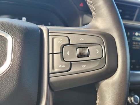 Used 2024 GMC Yukon XL Denali Ultimate AWD/4WD image 27