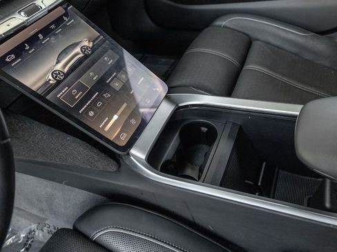 Used 2023 Lucid Air Grand Touring image 11