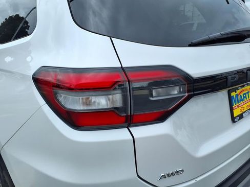 Used 2025 Honda Pilot Touring image 10