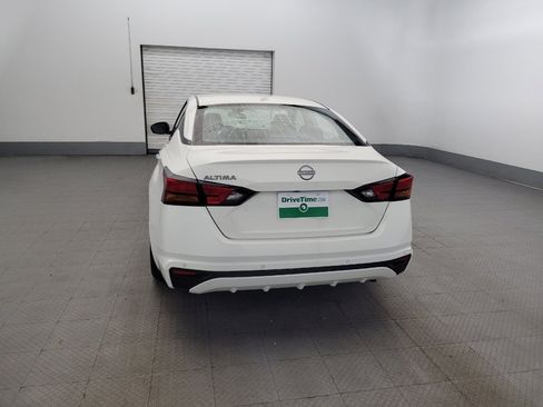 Used 2025 Nissan Altima 2.5 SV FWD image 6