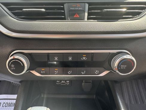 Used 2021 Nissan Altima 2.5 SV FWD image 30