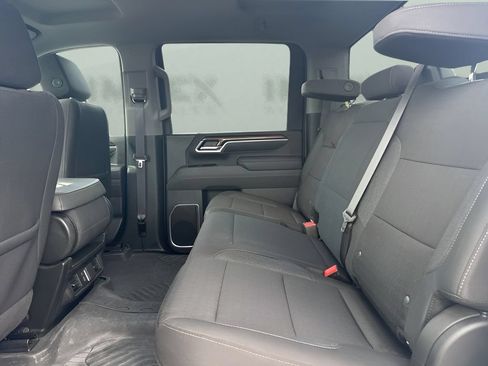 Used 2025 Chevrolet Silverado 2500 LT AWD/4WD image 12